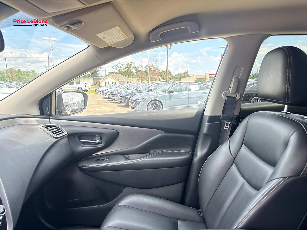 2023 Nissan Murano SV Deep Ocean Blue Pearl at Price LeBlanc Nissan