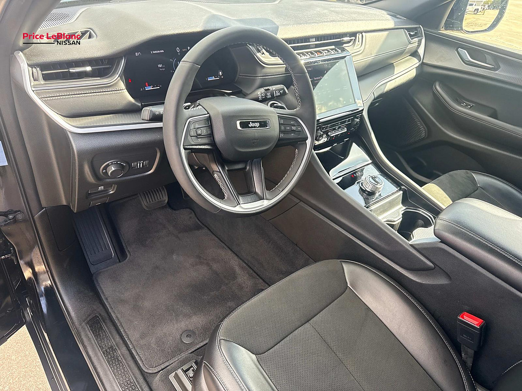 2025 Jeep Grand Cherokee Altitude BLACK at Team Honda