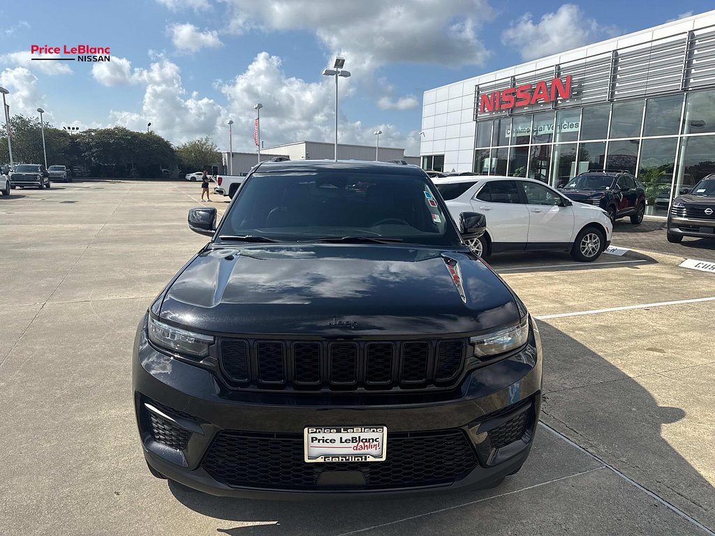 2025 Jeep Grand Cherokee Altitude - 1