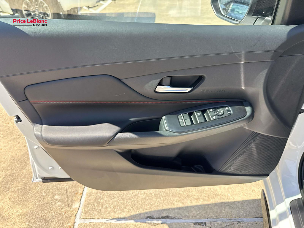 2027 Nissan Sentra SR Aspen White TriCoat/Super Black at Price LeBlanc Nissan