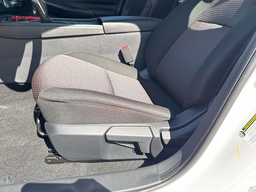 2027 Nissan Sentra SR Aspen White TriCoat/Super Black at Price LeBlanc Nissan