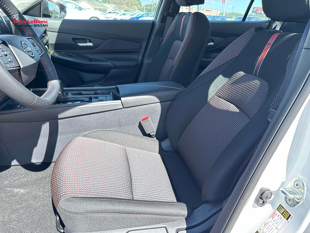 2027 Nissan Sentra SR Aspen White TriCoat/Super Black at Price LeBlanc Nissan