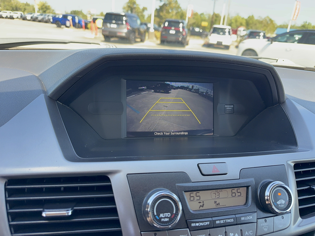 2015 Honda Odyssey photo 26 of 30