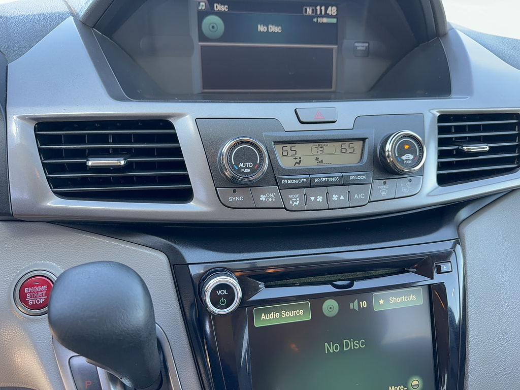 2015 Honda Odyssey photo 27 of 30