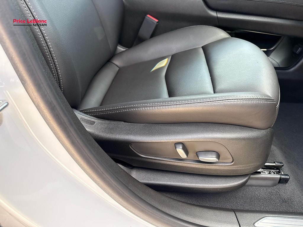 2024 Cadillac XT5 Luxury Crystal White Tricoat at Lexus of Clear Lake