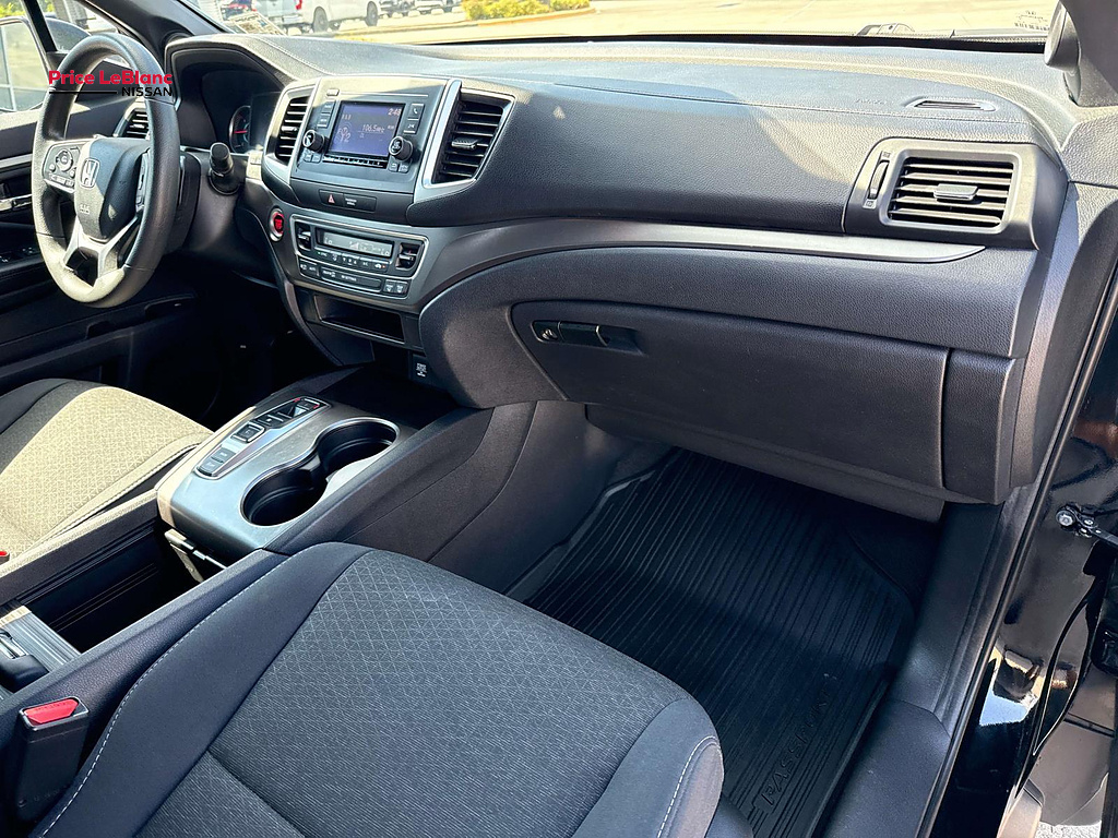 2019 Honda Passport photo 13 of 27