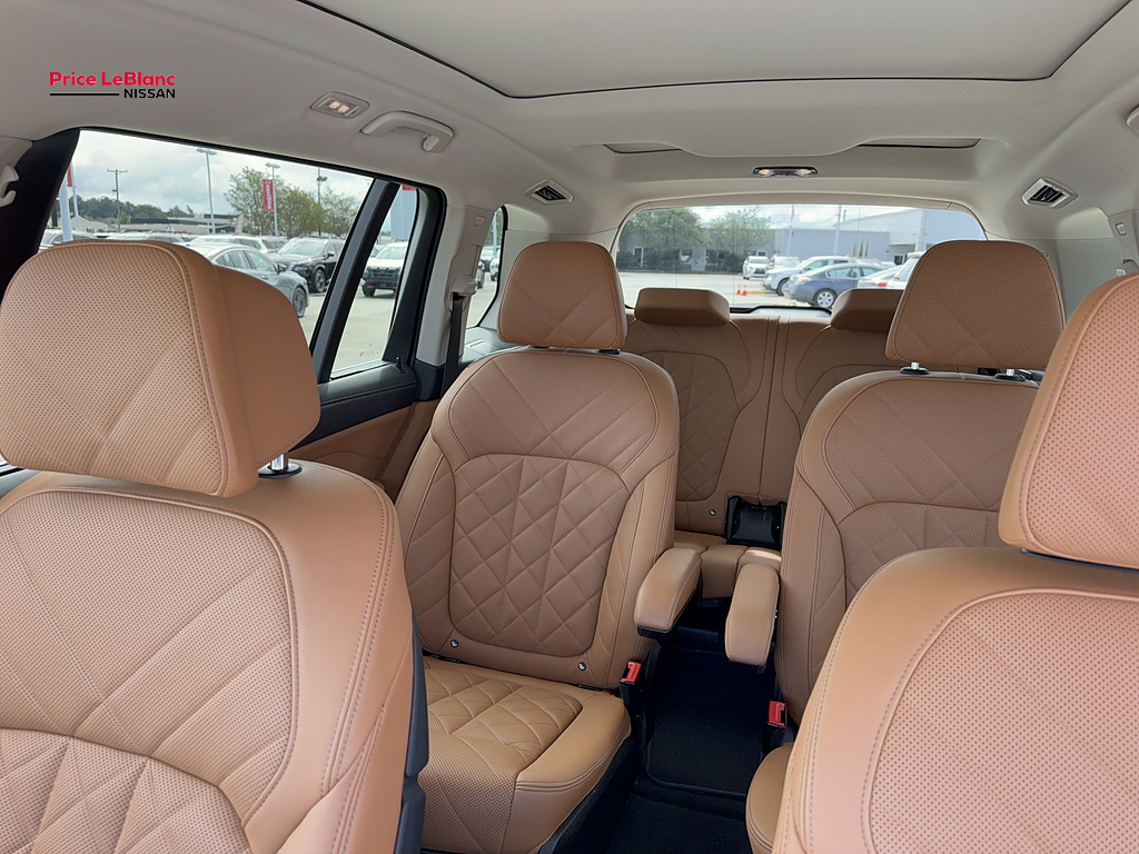 2024 BMW X7 xDrive40i photo 23 of 32