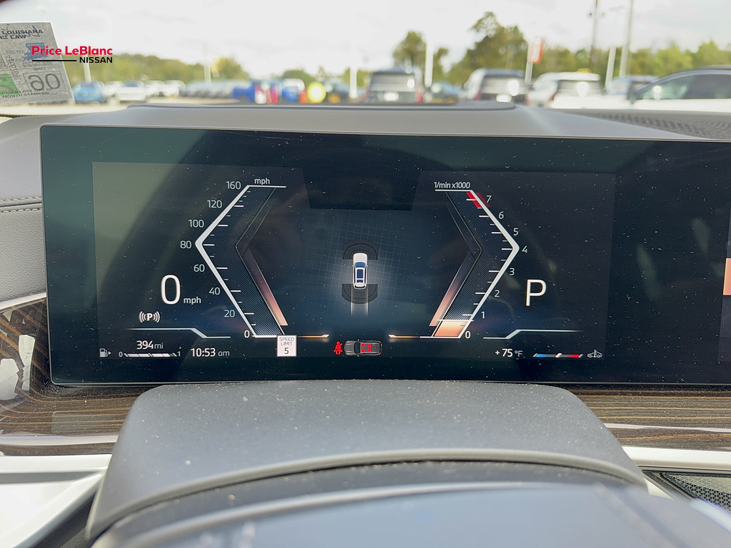 2024 BMW X7 xDrive40i photo 29 of 32