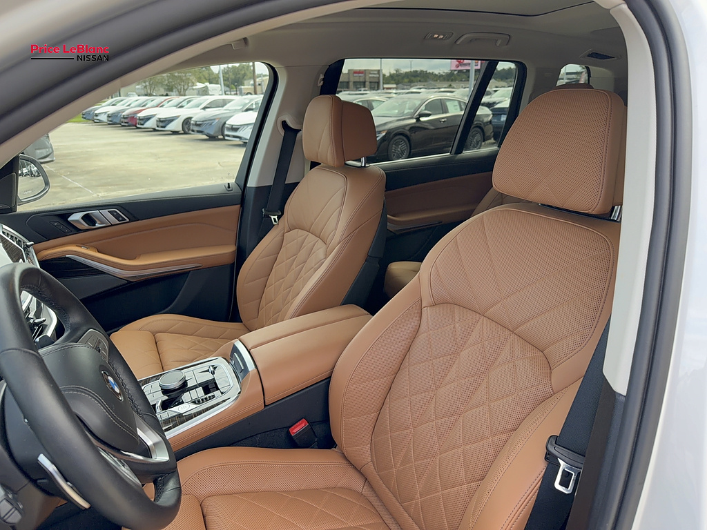 2024 BMW X7 xDrive40i photo 22 of 32