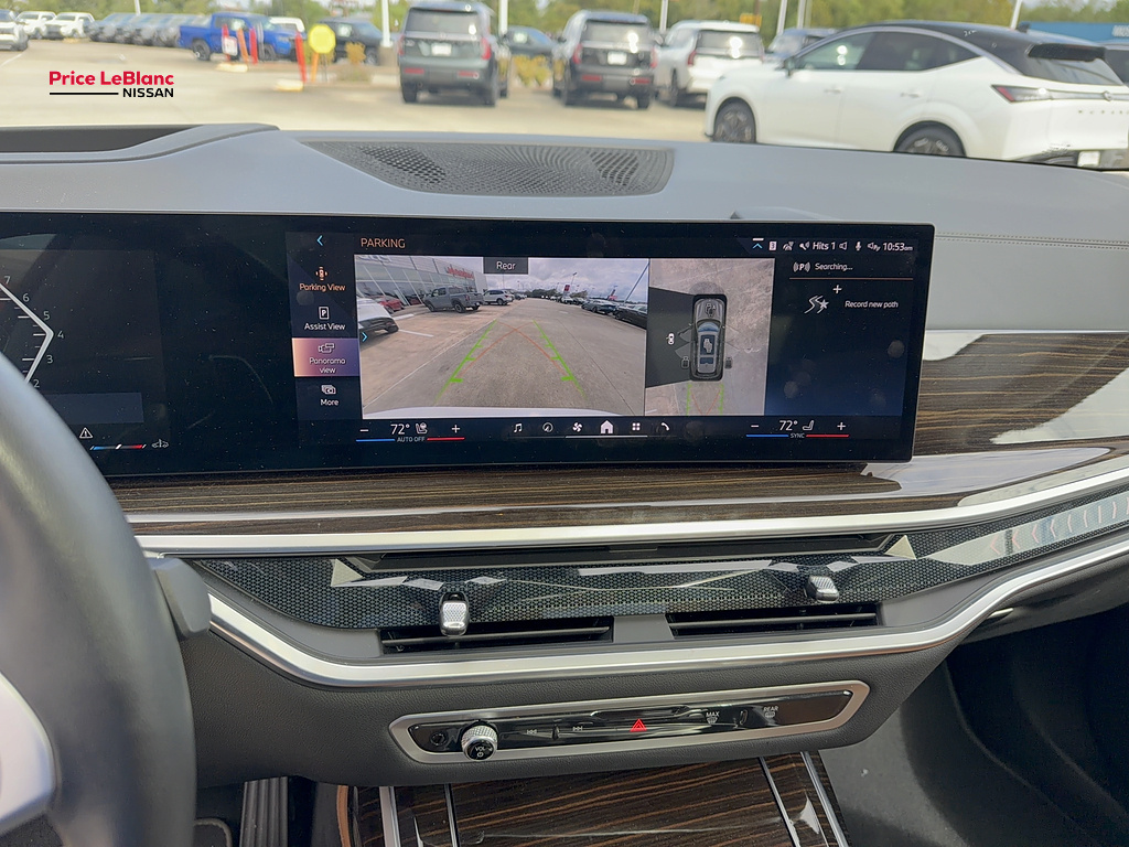 2024 BMW X7 xDrive40i photo 27 of 32