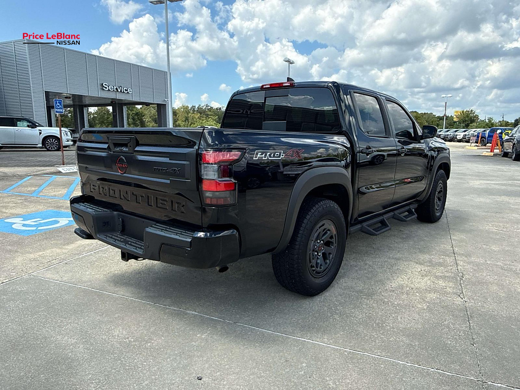 2026 NISSAN FRONTIER photo 7 of 28
