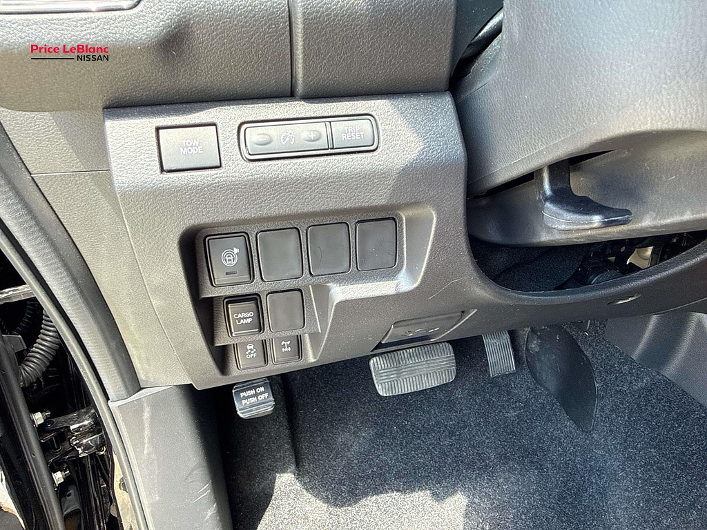 2026 NISSAN FRONTIER photo 24 of 28