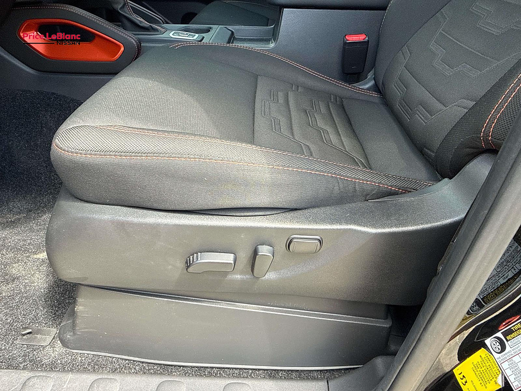 2026 NISSAN FRONTIER photo 17 of 28