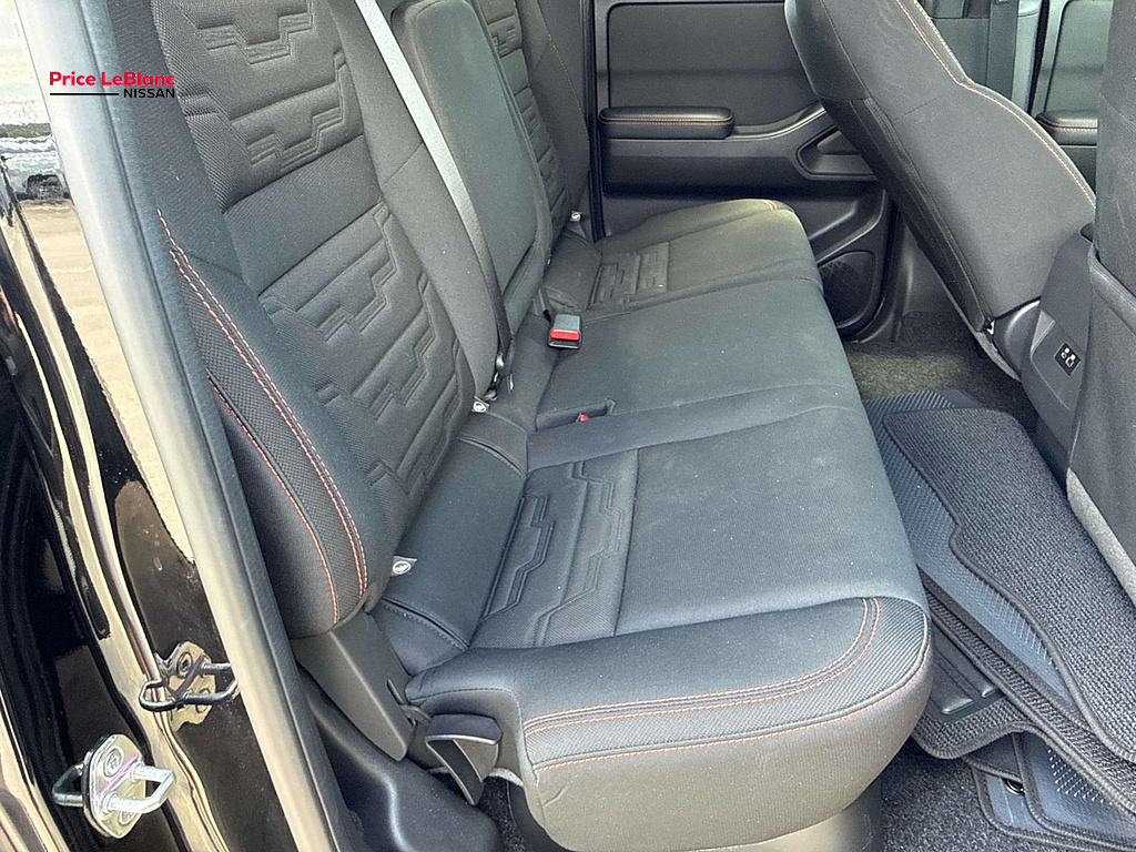 2026 NISSAN FRONTIER photo 9 of 28
