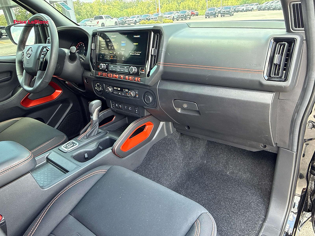 2026 NISSAN FRONTIER photo 13 of 28