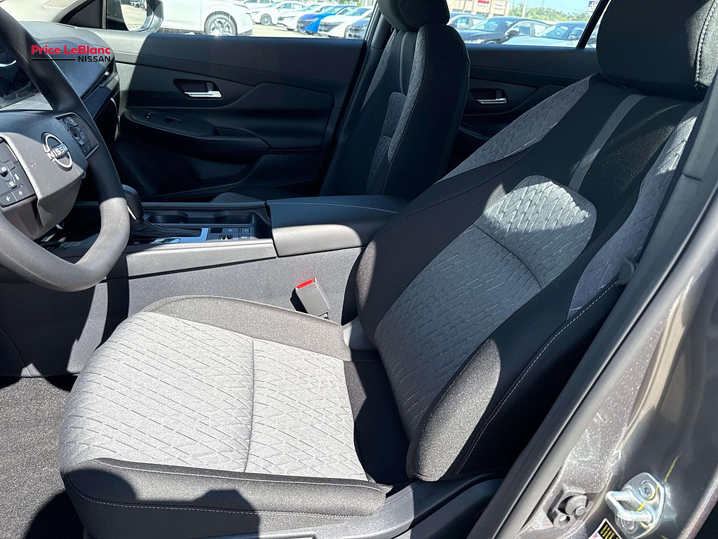 2027 Nissan Sentra SV Gun Metallic at Robbins Nissan