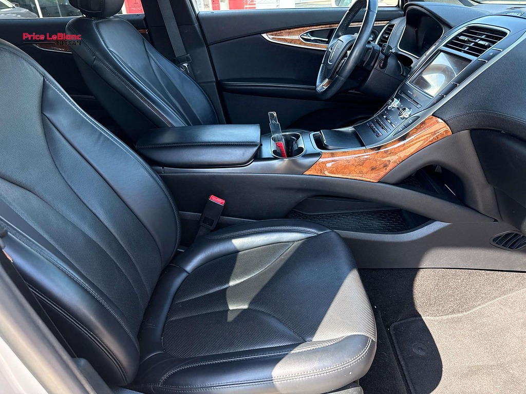 2020 Lincoln Nautilus Reserve - 10