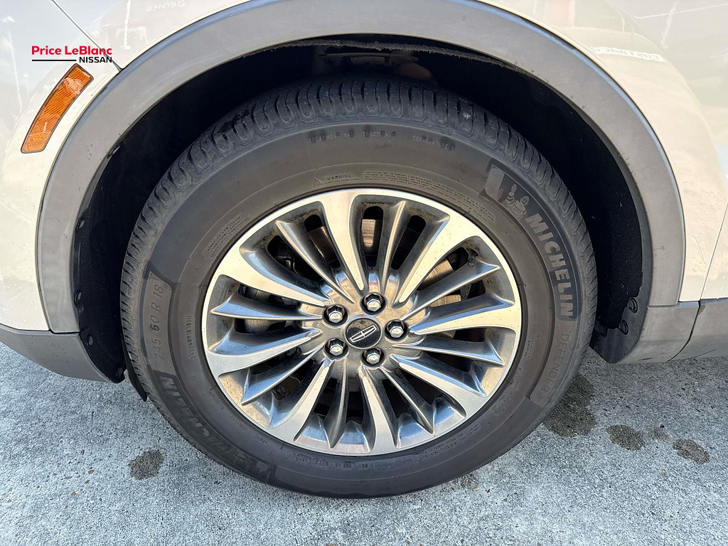 2020 Lincoln Nautilus Reserve - 3