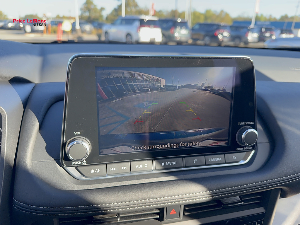 2026 Nissan Rogue photo 19 of 21
