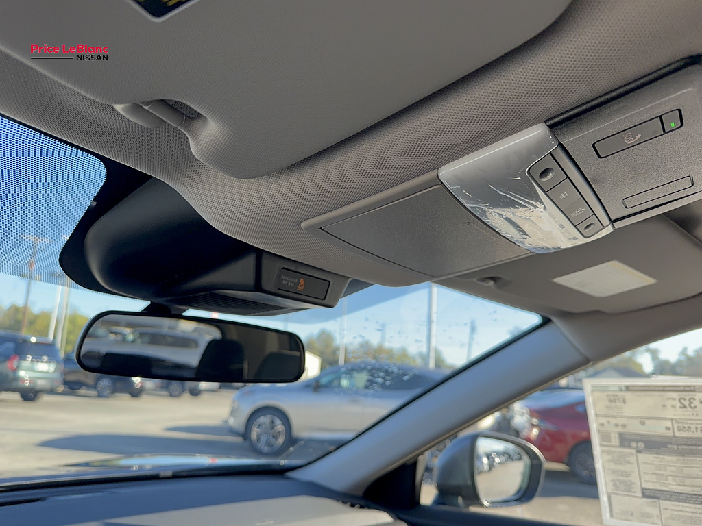 2026 Nissan Rogue photo 21 of 21