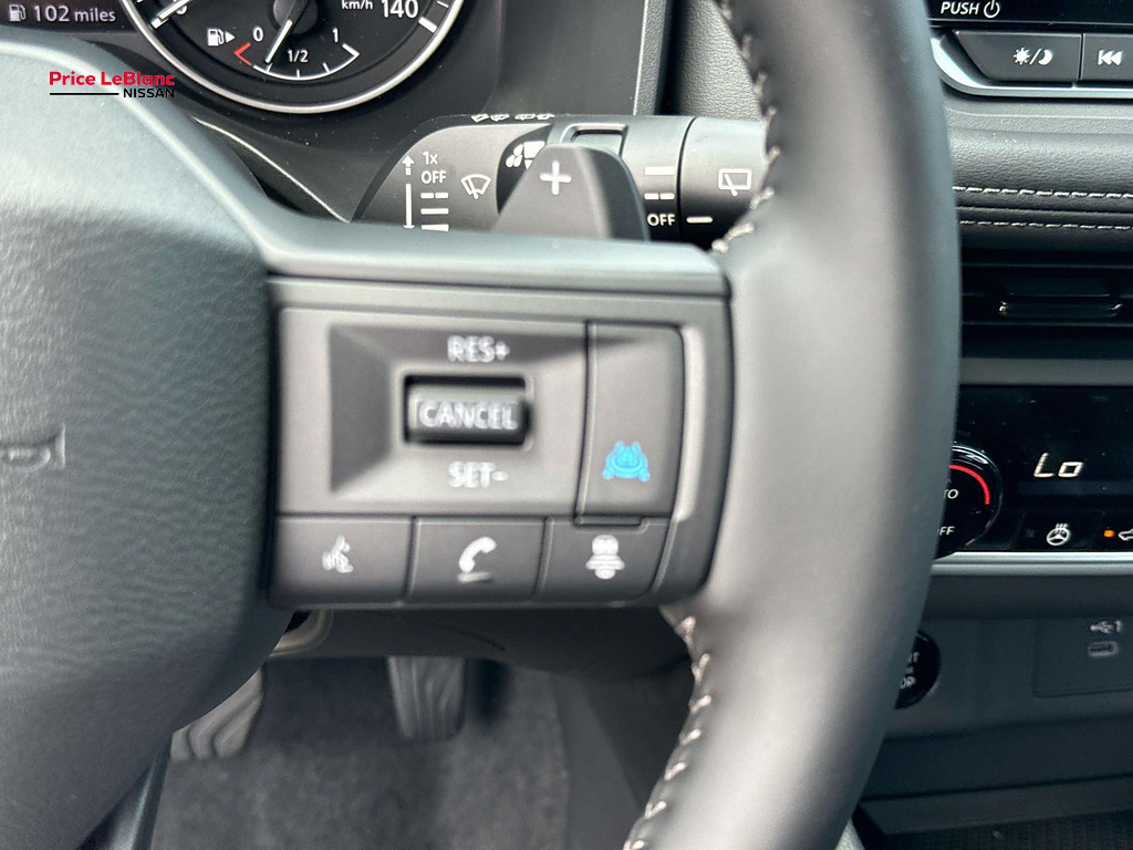2026 Nissan Rogue photo 15 of 19