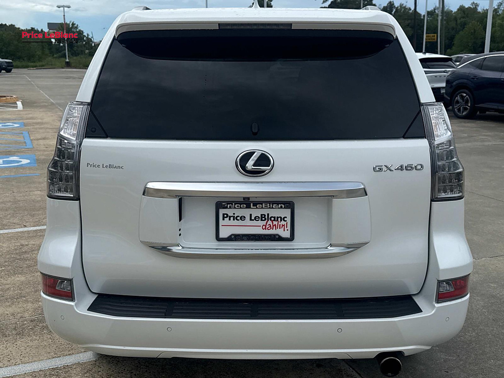 2022 Lexus GX Base Starfire Pearl at Team Toyota
