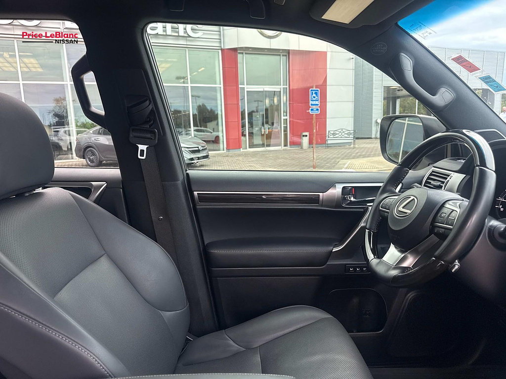 2022 Lexus GX Base Starfire Pearl at Team Toyota