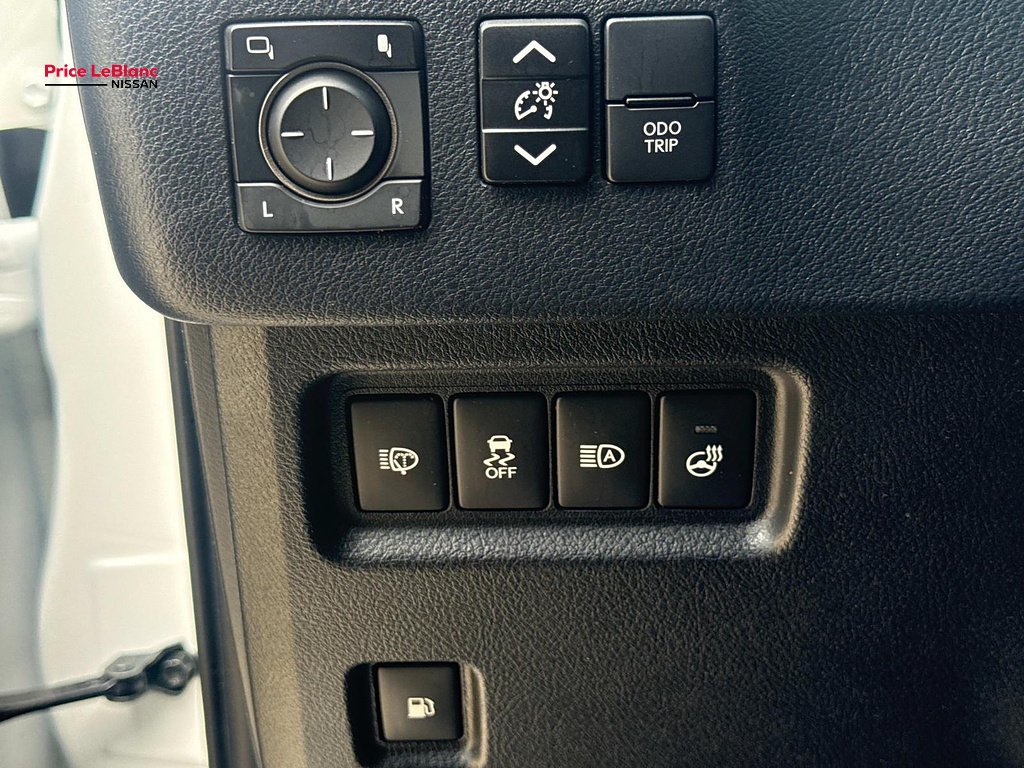 2022 Lexus GX Base Starfire Pearl at Team Toyota
