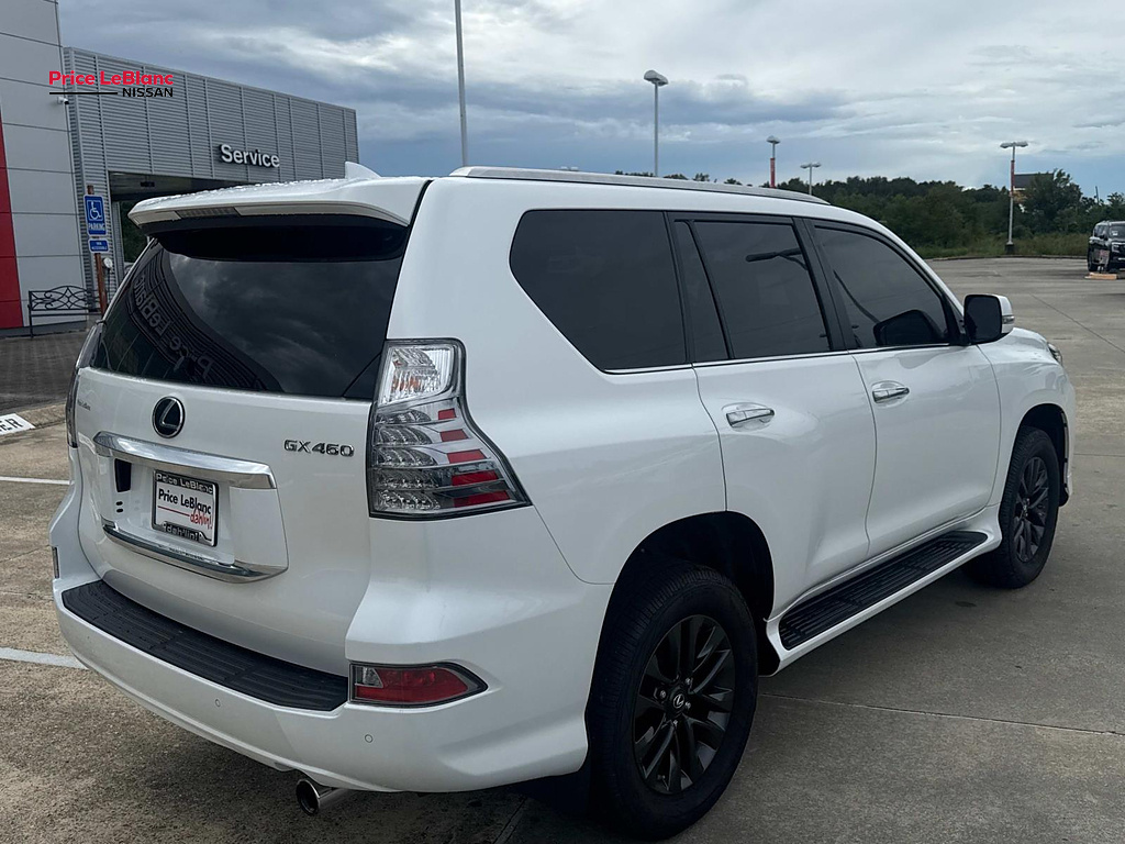 2022 Lexus GX Base Starfire Pearl at Team Toyota