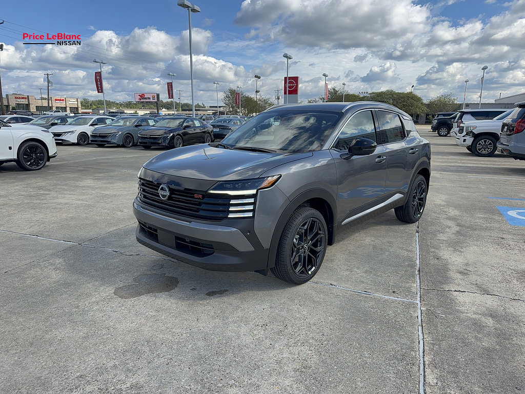 2027 Nissan Kicks photo 4 of 21
