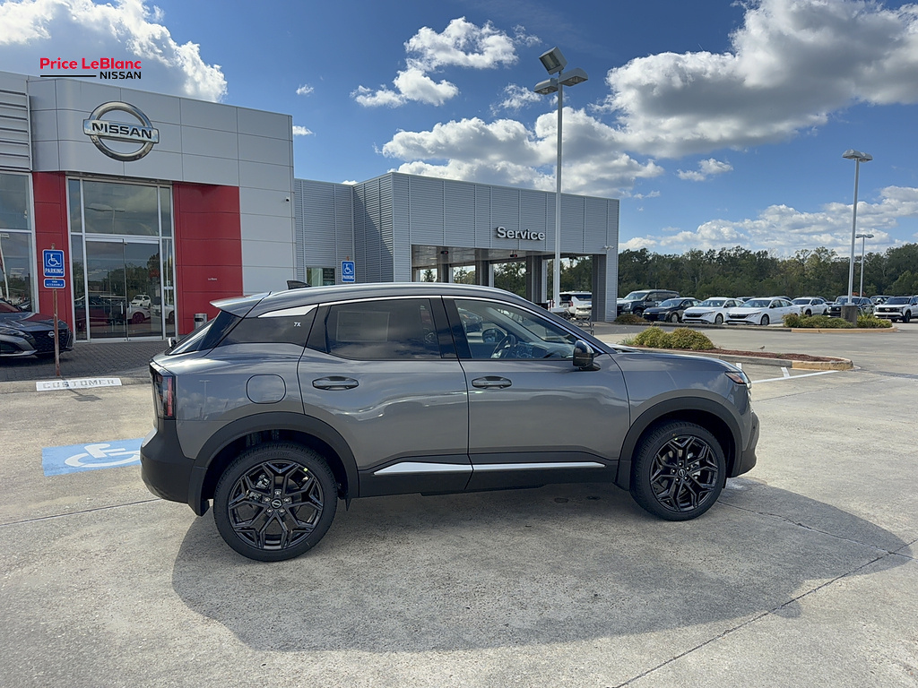 2027 Nissan Kicks photo 9 of 21