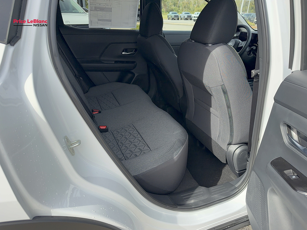 2027 Nissan Kicks photo 14 of 24