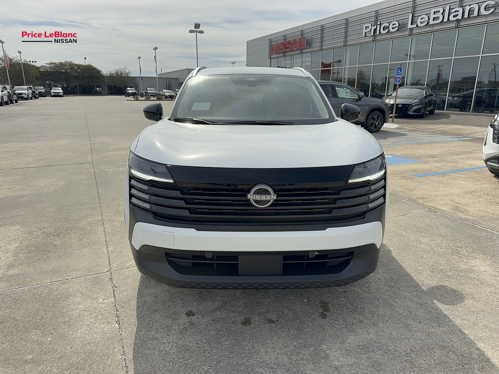 2027 Nissan Kicks photo 3 of 24