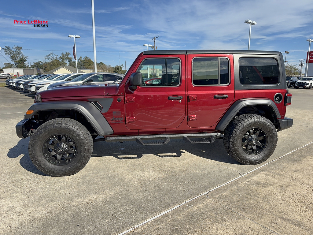 2021 JEEP WRANGLER photo 5 of 36