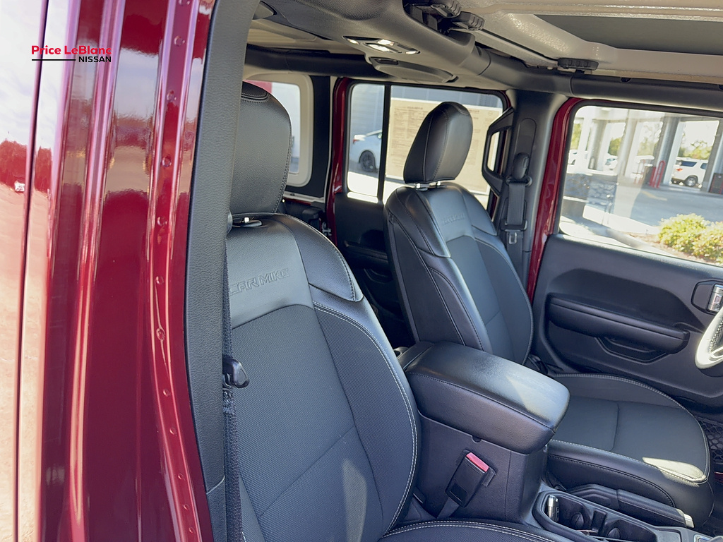 2021 JEEP WRANGLER photo 16 of 36