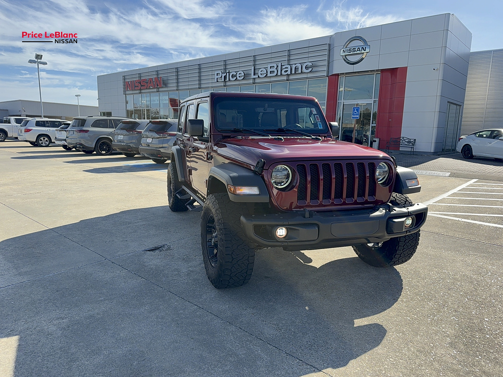 2021 JEEP WRANGLER photo 2 of 36