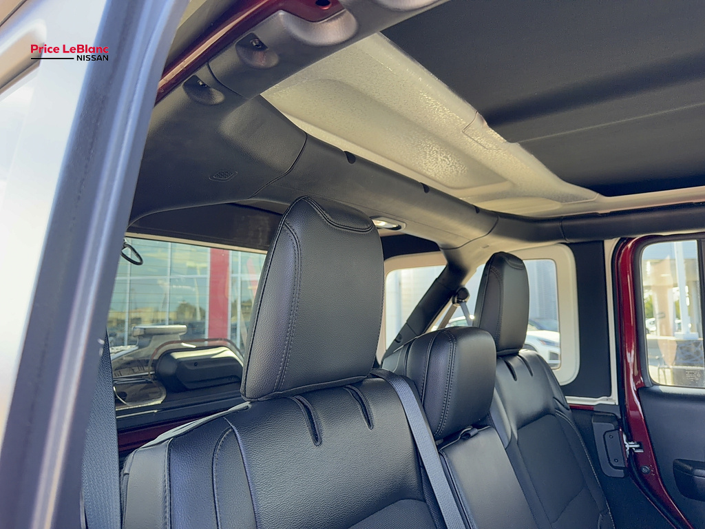 2021 JEEP WRANGLER photo 23 of 36