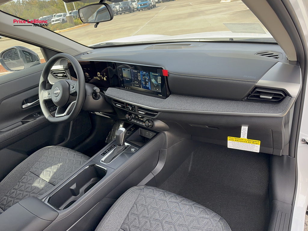 2027 Nissan Kicks photo 15 of 26