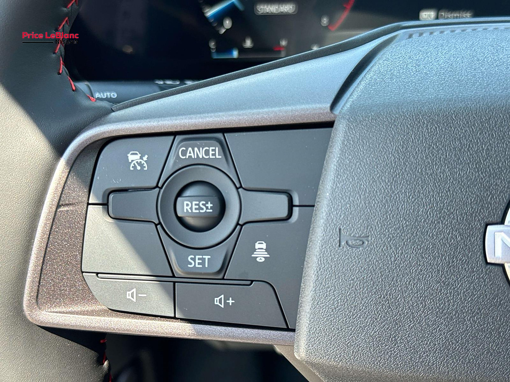 2027 Nissan Sentra photo 13 of 18