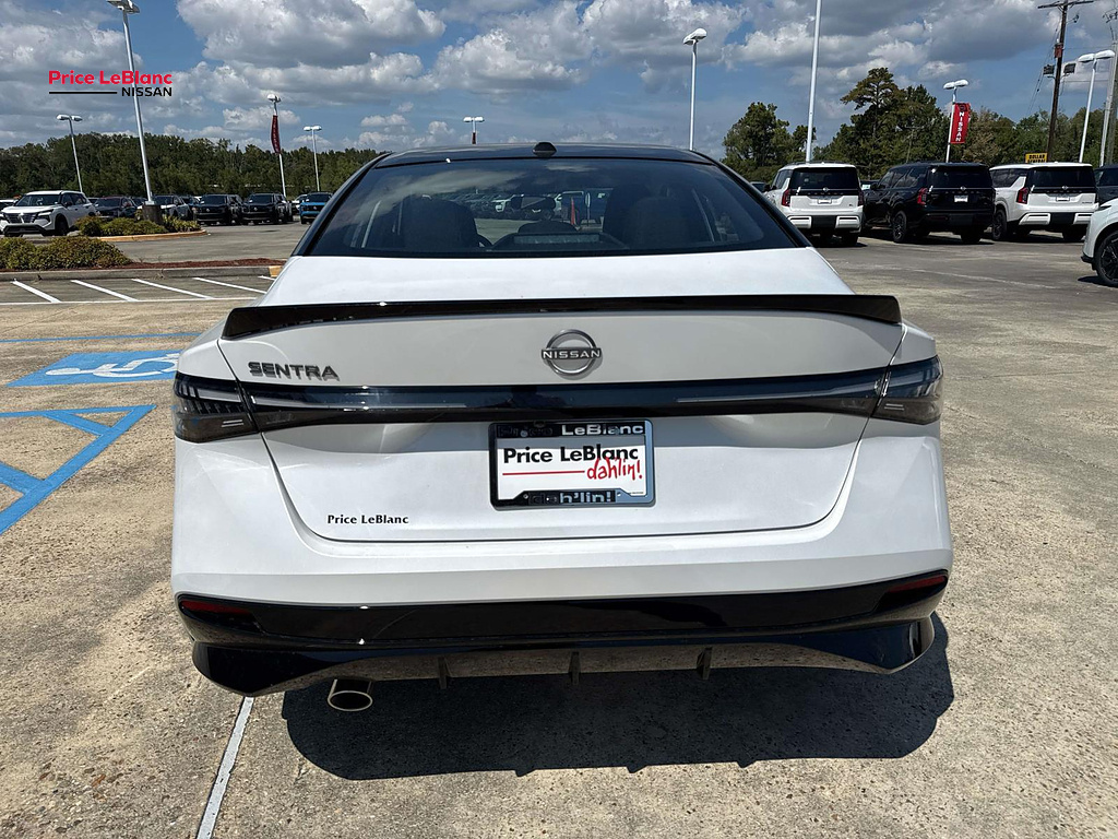 2027 Nissan Sentra photo 6 of 18