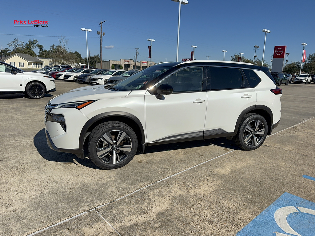 2024 Nissan Rogue photo 5 of 21