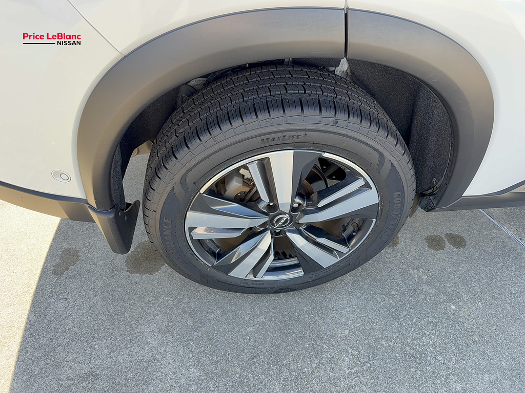 2024 Nissan Rogue photo 12 of 21