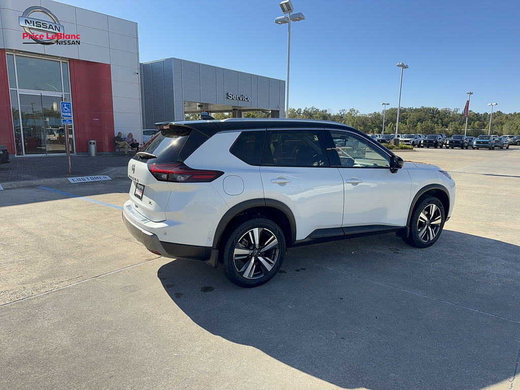 2024 Nissan Rogue photo 10 of 21