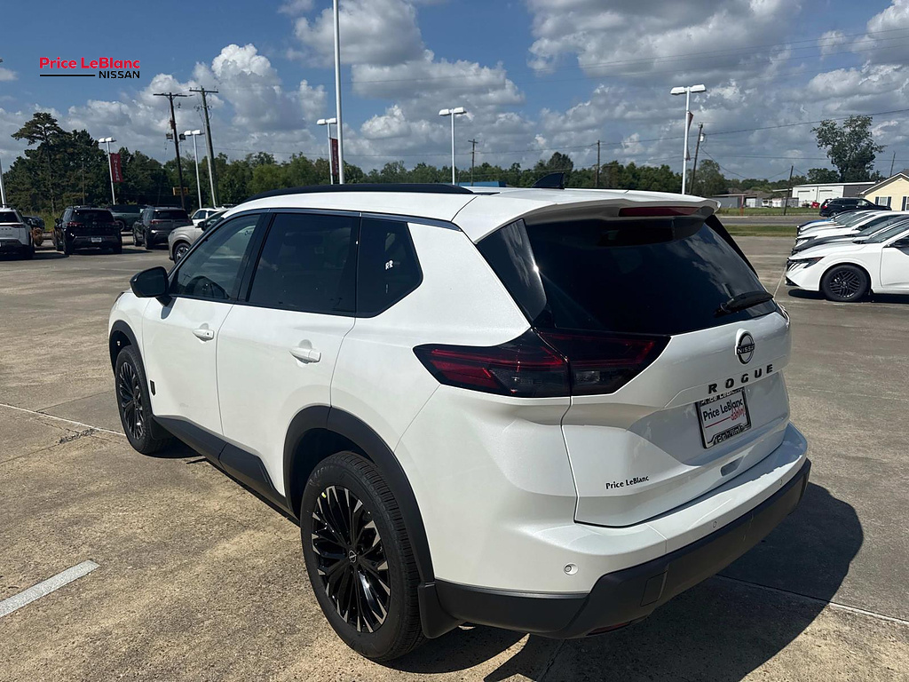 2026 Nissan Rogue photo 5 of 18