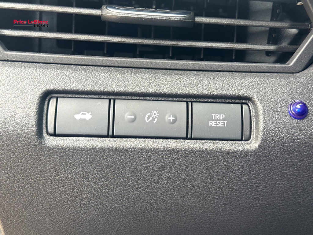2023 Nissan Altima 2.5 SR Gun Metallic at Price LeBlanc Nissan