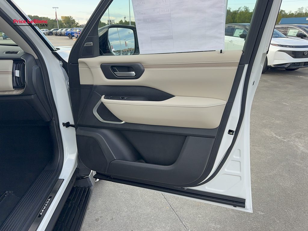 2026 Nissan Armada photo 11 of 32