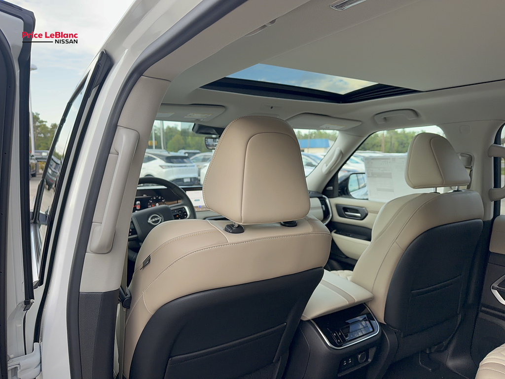 2026 Nissan Armada photo 21 of 32