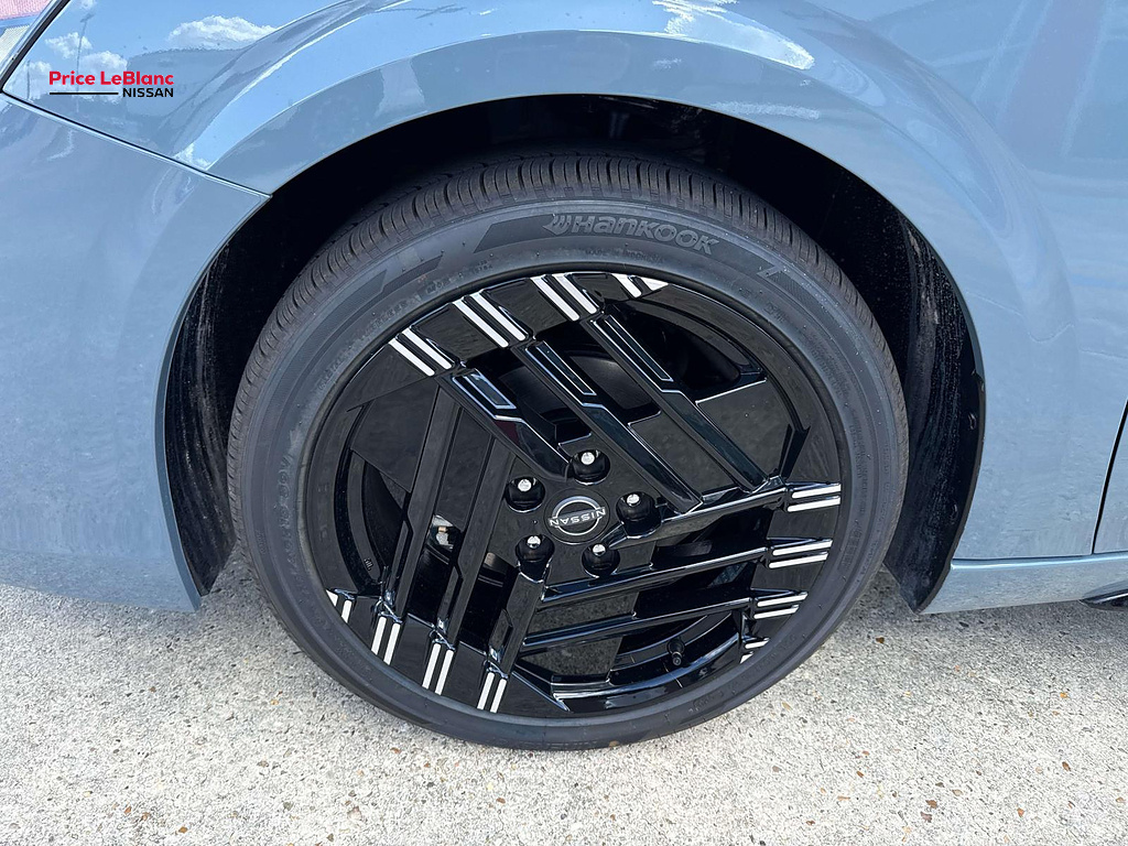 2027 Nissan Sentra SR Atlantic Gray Metallic/Super Black at Price LeBlanc Nissan