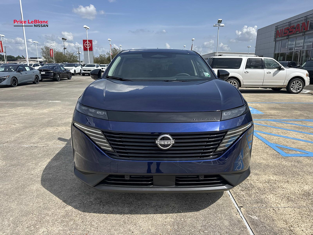 2026 Nissan Murano photo 2 of 18