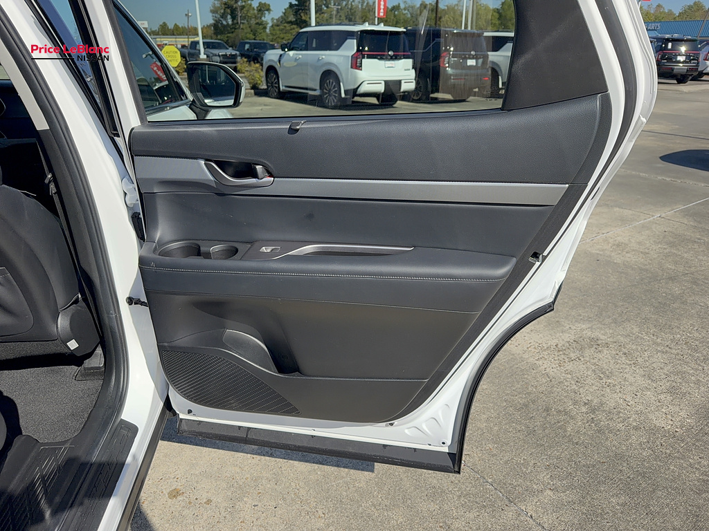 2020 Hyundai Palisade photo 16 of 34